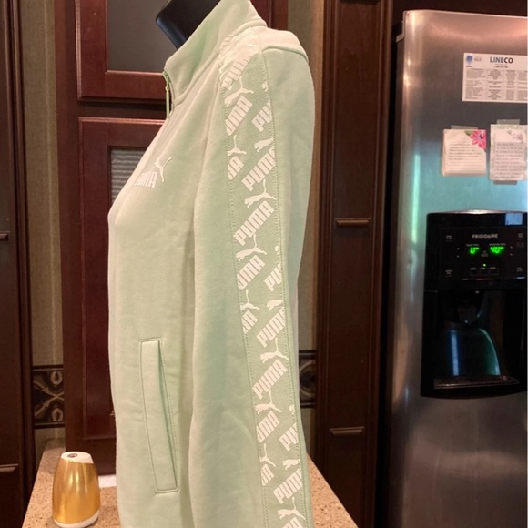 NWT Women’s Puma Zip Up Jacket In Mint Size Small - Picture 6 of 12
